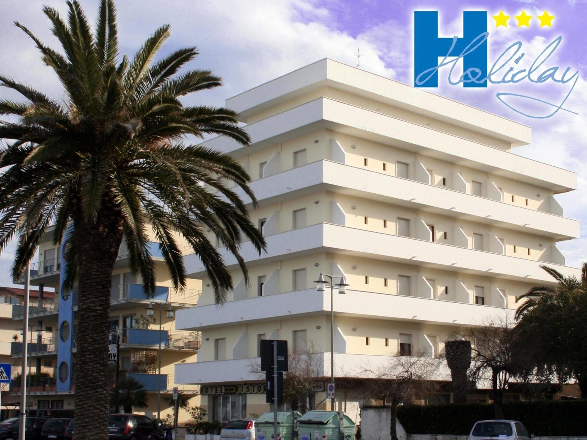 פסקרה Hotel Holiday מראה חיצוני תמונה